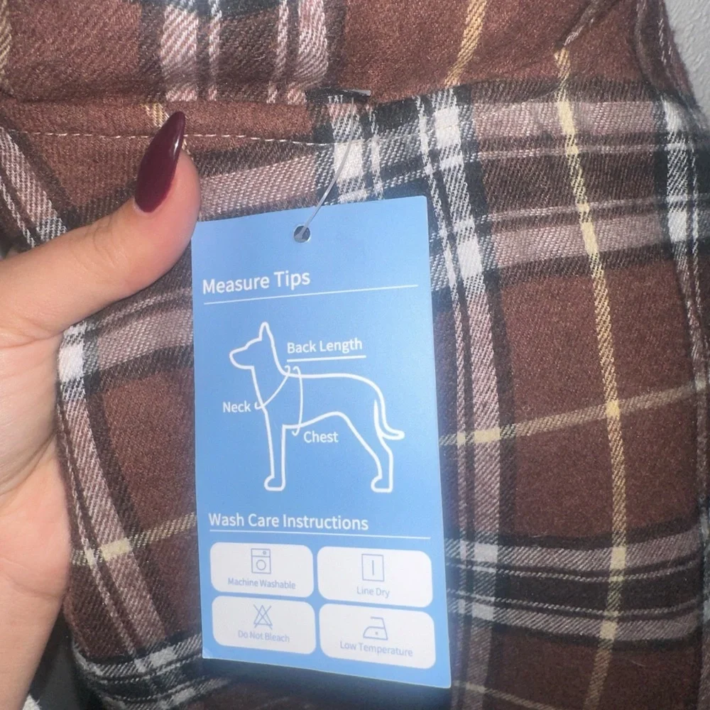 Kuoser Reversible Dog Coat- Brown‎ Plaid Size M NWT